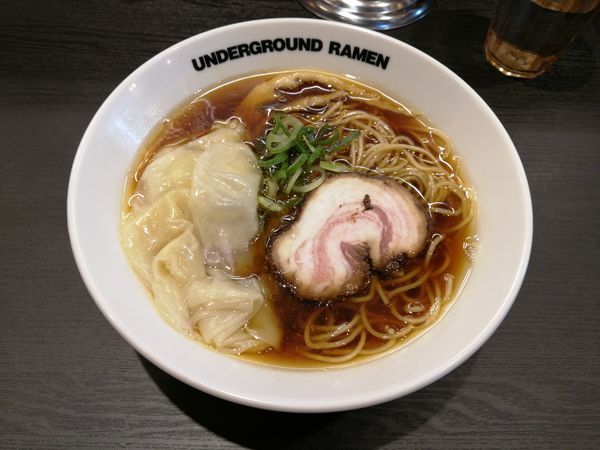 ワンタン中華そば