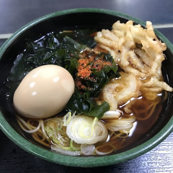 「朝そば(玉子)(¥330)+わかめ(クーポン)」@ゆで太郎 銀座5丁目店の写真