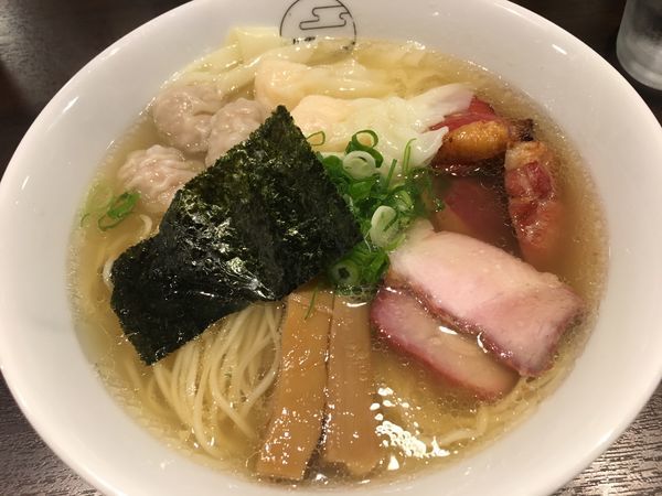 「白だし特製ワンタン麺＋切り落としチャーシュー」@八雲の写真