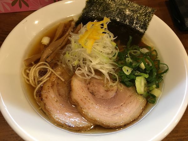 「淡麗醤油そば」@麺匠 ことぶきの写真