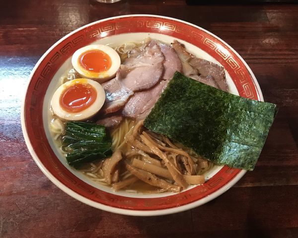 「特製しょうゆらーめん(細麺)」@麺処 懐やの写真