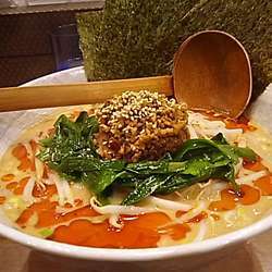 担々麺白ごま3辛、海苔