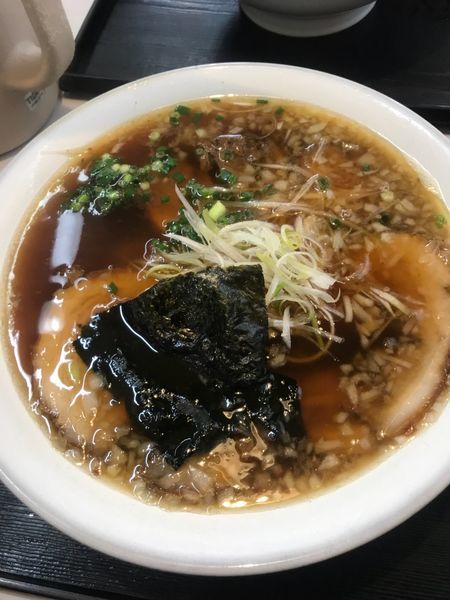 「醤油ちゃーしゅー麺➕大盛➕麺固め」@こだわりのらーめん めん楽亭の写真