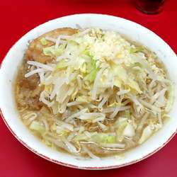 小ブタ(カラメ・ニンニクマシマシ)