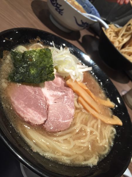 「中華そば」@六厘舎TOKYO ソラマチ店の写真