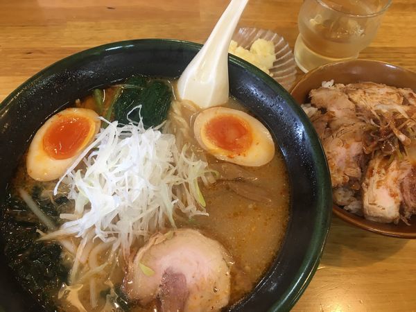 「Ｂセット（味噌ラーメン&チャーシュー丼）」@ラーメン奥州屋の写真