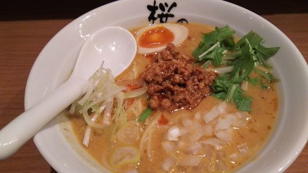 「濃厚麻辣担々麺 ￥880」@桜の華の写真