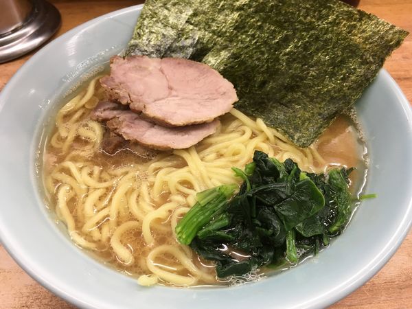 「ラーメン中 750円」@横浜ラーメン 武蔵家 志木店の写真