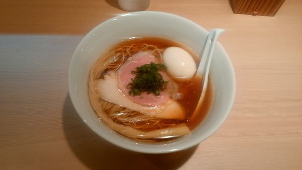 「味玉醤油らぁ麺＋替玉」@らぁ麺 はやし田 新宿本店の写真