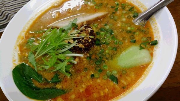 「担々麺普通９００円」@らーめん○喜の写真