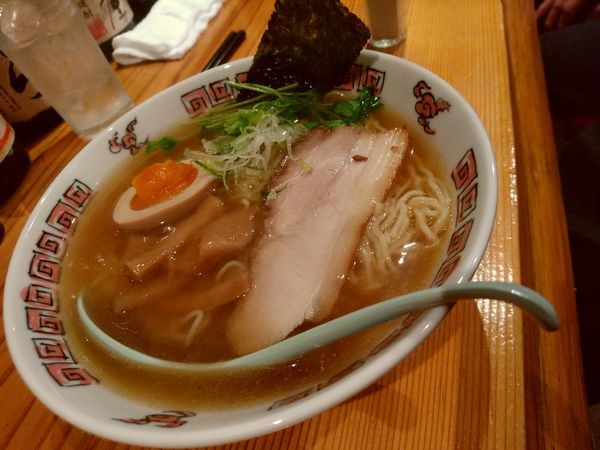 「支那そば(並盛・130g)700円」@居酒屋 遊膳 美花月の写真