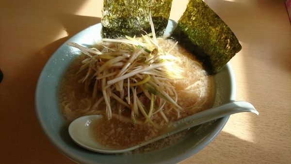 「ネギラーメン　690円」@ラーメンショップ 椿 玉造店の写真