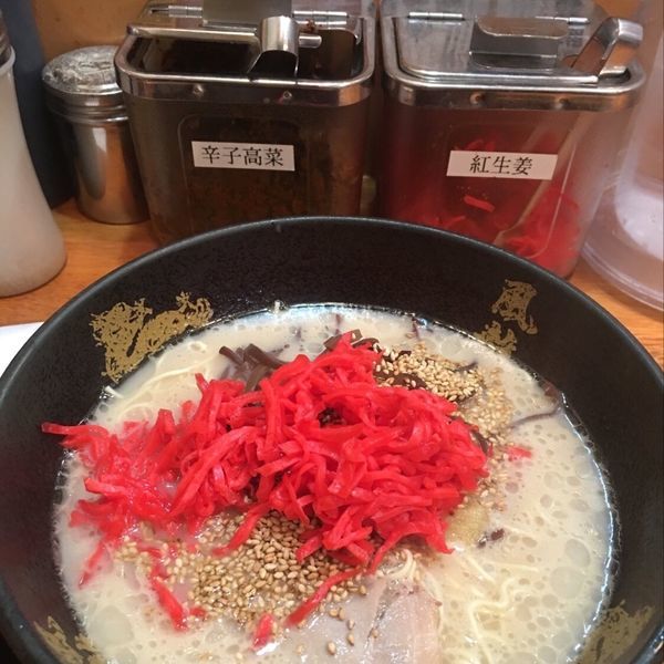 「とんこつラーメン」@博多風龍 高田馬場店の写真