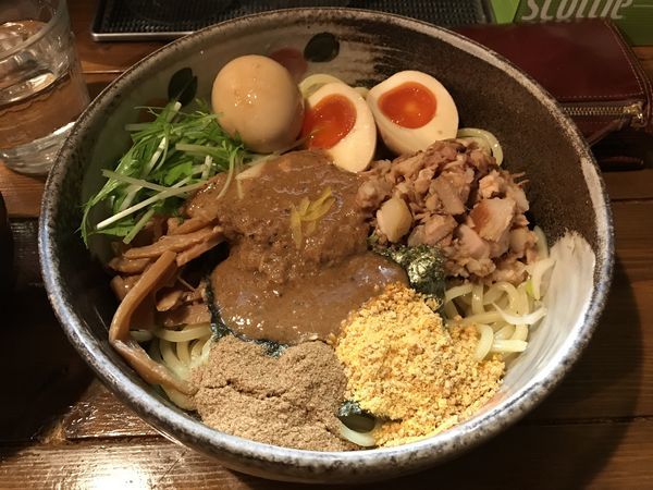 「油そば＋味玉＋ライス」@中華そば 椿の写真