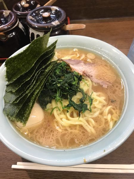 「ラーメン 大盛り カタメ」@寿々㐂家の写真