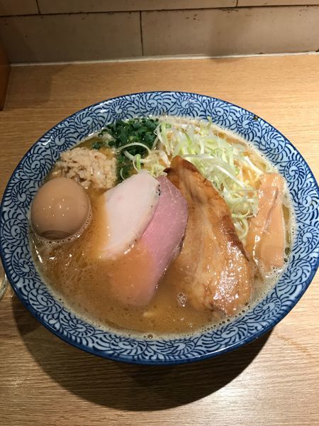 「特製濃厚魚介らーめん」@麺屋 一燈の写真