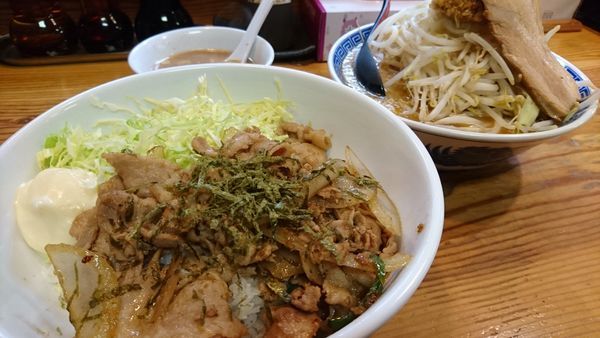 「焼肉丼+味噌角ふじ」@角ふじ 心麺の写真