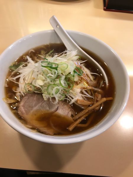 「ネギ醤油ラーメン」@味噌らーめん 宮本太郎。の写真