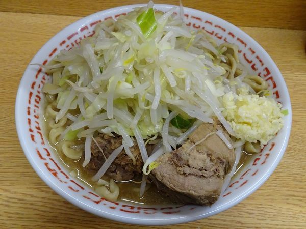 「小（750円）ヤサイニンニク」@ラーメン二郎 環七新新代田店の写真