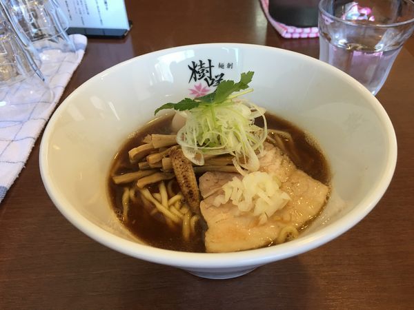 「樹咲そば＋クーポン味玉」@麺創 樹咲 kizakiの写真