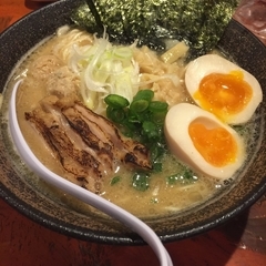 麺屋 かみ本の画像