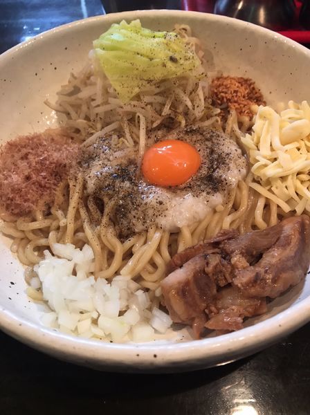 「まぜ豚そば」@まるぶし とんやの写真