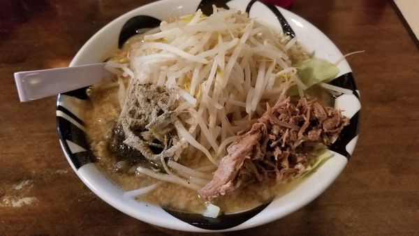 「にぼ二郎　野菜増」@ラーメンバル 凌駕 ドロップスの写真