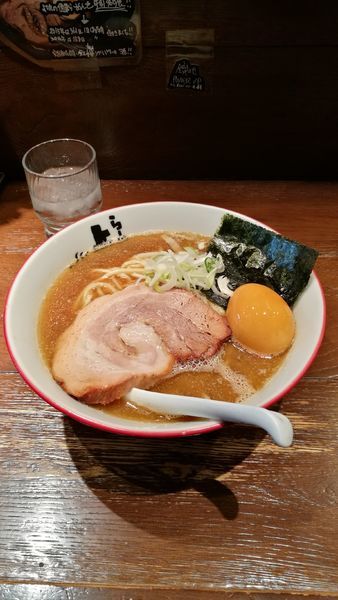 「魚らーめん650円+味玉100円」@らーめん よし丸の写真