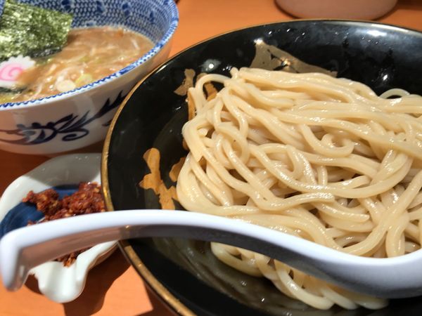 「朝つけ 630円 辛味 100円」@六厘舎の写真