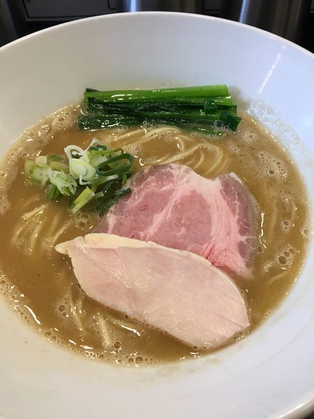 「１燈リスペクト 濃厚魚介」@麺や 福はらの写真