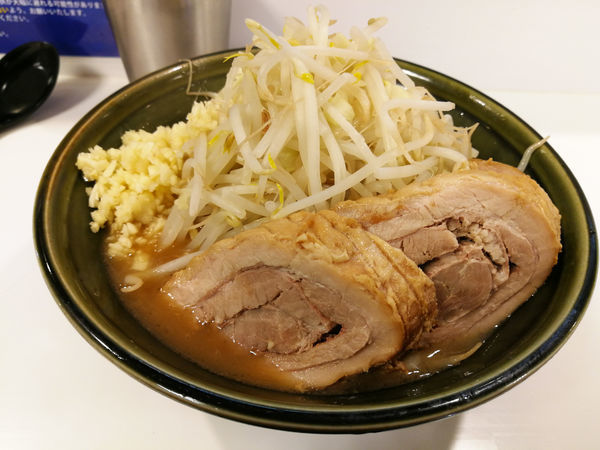 小ラーメン ニンニクマシ+豚1枚