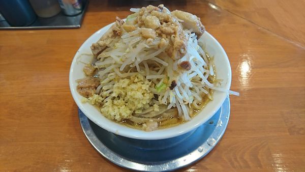 「ラーメン小豚(野菜、あぶら、生姜)」@麺屋穴場の写真
