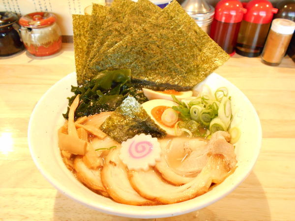 「特製あっさり塩(並)(+海苔・味玉・叉焼トッピング)」@ラーメン 旗っさし家の写真