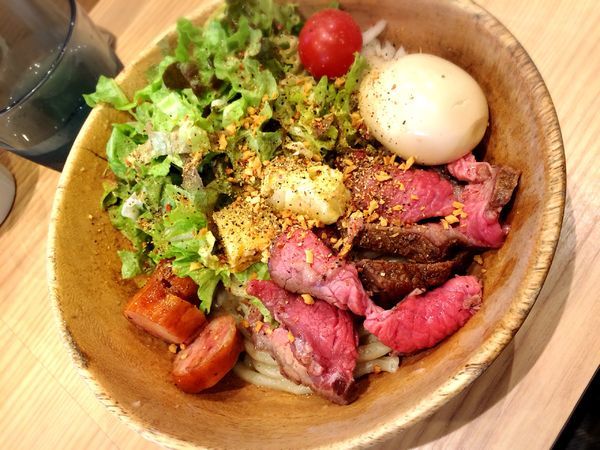 「クラシックビーフパレット(+味玉)」@Handicraft Worksの写真