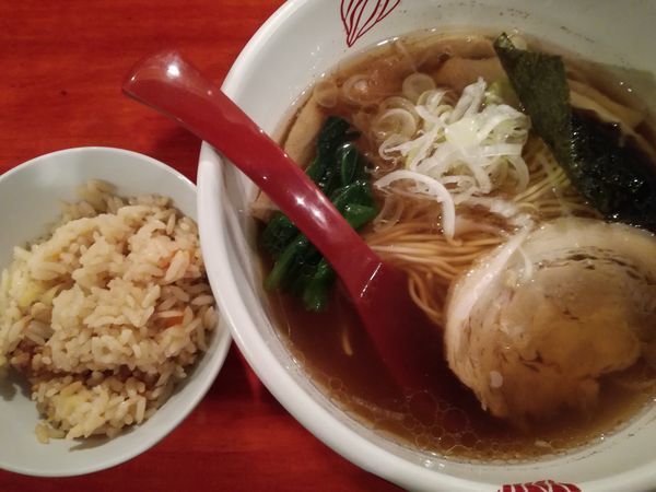 「らーめん＋ご飯（サービス）」@麺処 あす花の写真