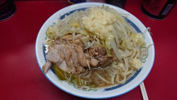 「小豚　ニンニク少」@ラーメン二郎 目黒店の写真