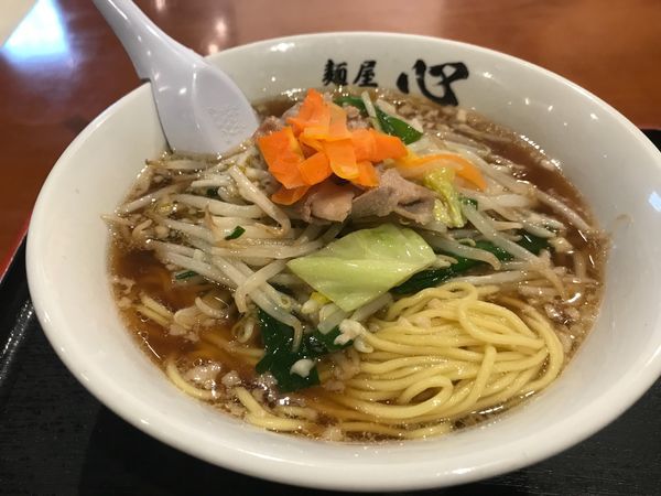 「野菜たっぷり中華そば 600円」@麺屋 心 イオンモール幕張新都心店の写真