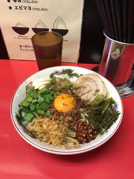 「台湾まぜそば 並み盛 チャーシュー1枚のせ880円」@びんびん豚の写真