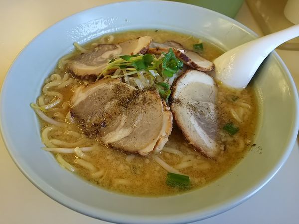「みそチャーシュー　＋餃子：１０円サービス券」@くるまやラーメン 松本渚店の写真