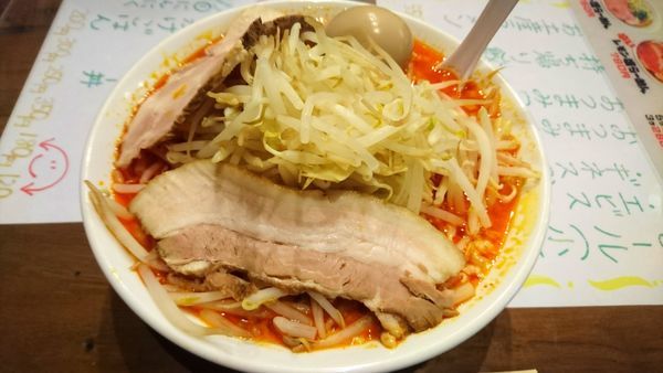 「ぼたんラーメン【辛味噌】煮卵トッピング」@麺処 ぼたんの写真