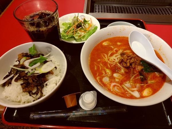 「日替ランチ(担々麺＆高菜丼)620円」@朝鮮飯店 高崎駅西口店の写真