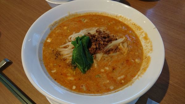 「担担麺　900円」@四川飯店アルファの写真