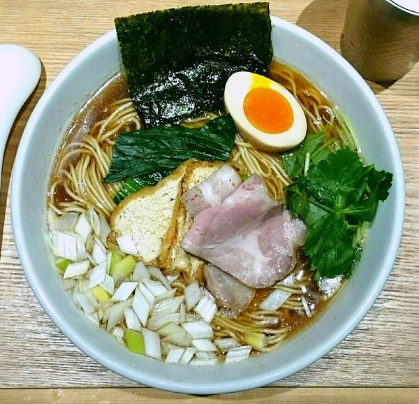 「醤油そば 黒」@銀座 風見の写真