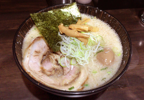 「みそラーメン(800円)」@一力の写真
