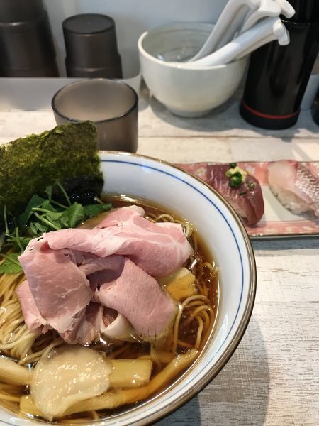 「四つ葉そば＋本日の握り」@中華そば 四つ葉の写真