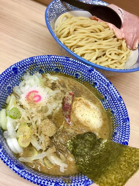 「かれつけ 中 (煮干ﾊﾞｰｼﾞｮﾝ) ￥890」@狼煙 大宮店の写真