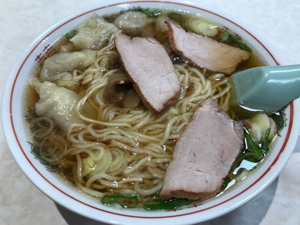 「ワンタンメン  750円」@徐州楼の写真