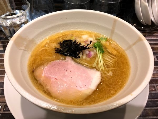 「濃厚鯛そば あっさり鴨脂ver.」@noodles kitchen GUNNERS 新丸子店の写真
