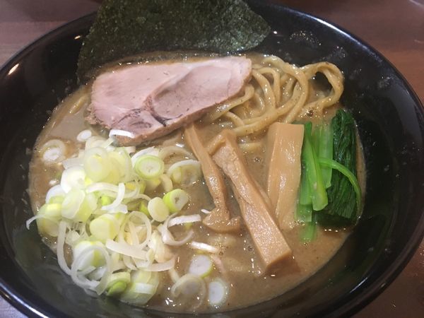 「とんこつ醤油780円」@つけめん・らーめん活龍 水戸米沢店の写真