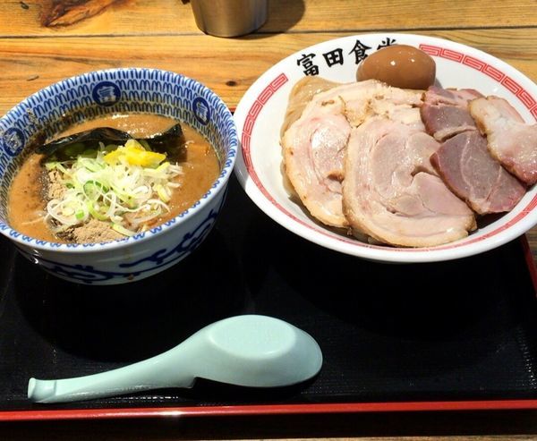 「濃厚特製つけ麺」@松戸中華そば 富田食堂の写真
